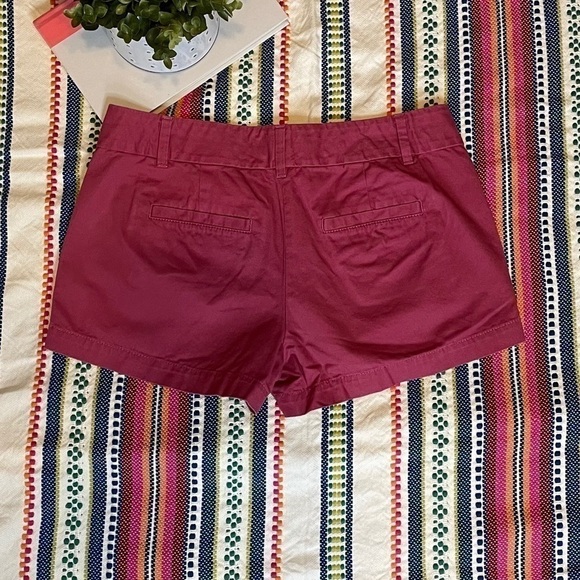 LOFT Raspberry Khaki Shorts Size 2, 4 in Inseam - Picture 2 of 3